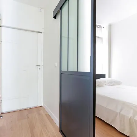 Cosy Ideally Located - Notre Dame Apartment