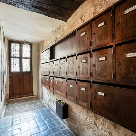 Cosy Ideally Located - Notre Dame *