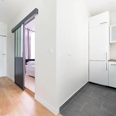 Cosy Ideally Located - Notre Dame Apartment *